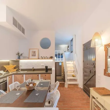 Waterside Escape Holiday home