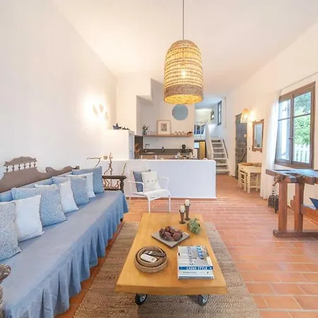 Waterside Escape Holiday home
